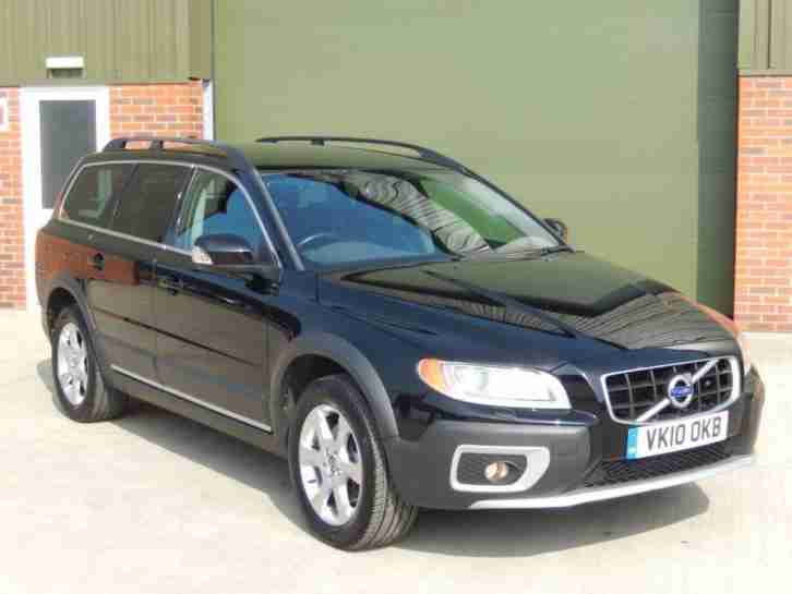VOLVO XC70 2.4 D SE AUTO DIESEL BLACK 2010/ 10 REG