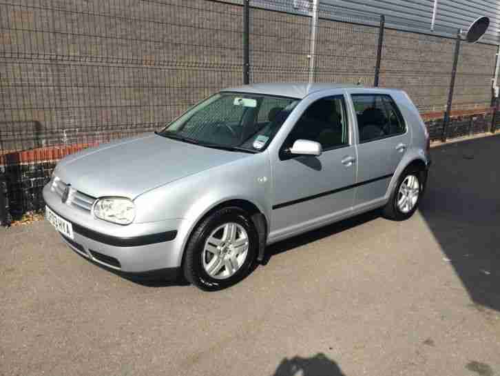 VW Golf 1.6 Match 5DR in Silver
