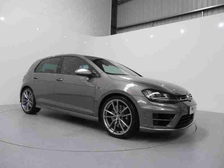 VW Golf Hatchback R 300PS