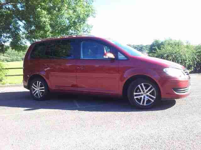 VW TOURAN 2.0 tdi SE low milage immaculate car 2008 7 seater