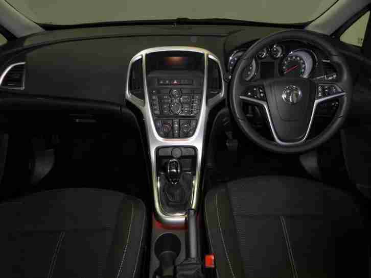 Vauxhall Astra 1.6i 16V SRi 5dr