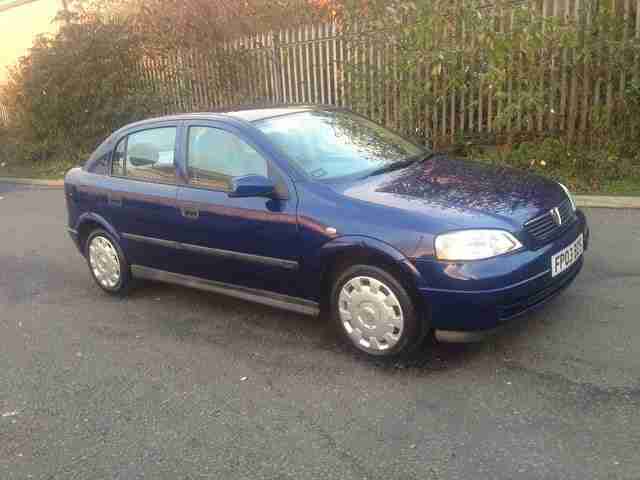 Vauxhall Astra 1.6i Club 5dr 1 OWNER LONG