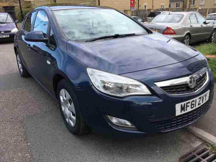 Vauxhall Astra 1.7CDTi 16v 110ps EcoFLEX ES 5 DOOR 2011 61 REG MOT TIL JUNE 20