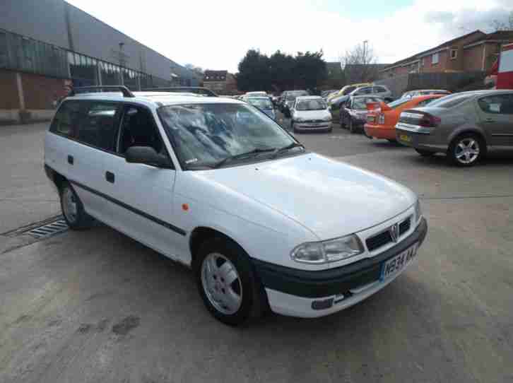 Vauxhall Astra 1.7TDS GLS ESTATE - 1996 N-REG - 4 MONTHS MOT