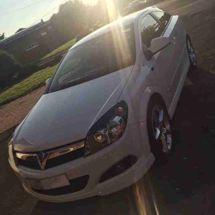 Vauxhall Astra 1.8i VVT SRi Sports Hatch with Exterior Pack 3dr