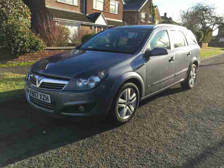 Astra Estate SXI 2007 Grey