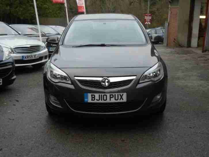 Vauxhall Astra Exclusiv CDTi 5dr DIESEL MANUAL 2010/10