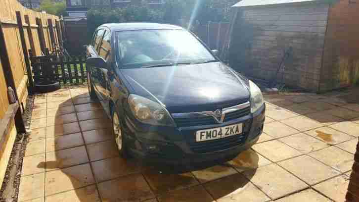 Vauxhall Astra sxi 2004 1.4 MOT March 2017, new cam chain