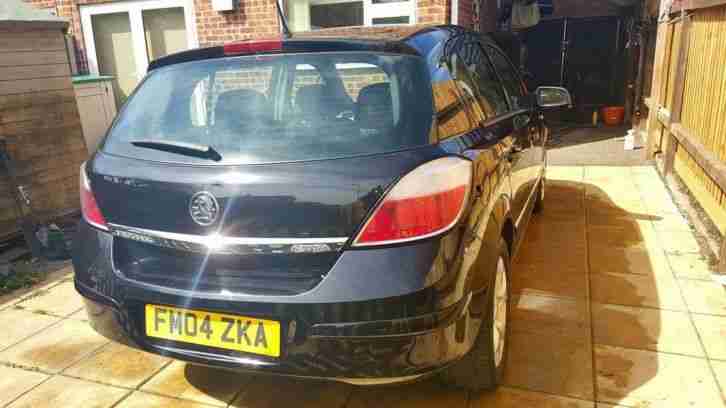 Vauxhall Astra sxi 2004 1.4 MOT March 2017, new cam chain