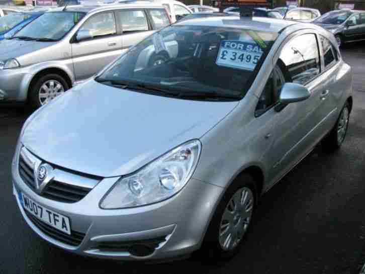Vauxhall Corsa 1.2i 16v Club Hatchback 3d 1229cc AIR /CON FINANCE ARRANGED