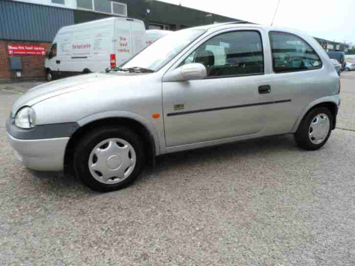 Vauxhall Corsa 1.2i Ltd Edn Breeze 3 DOOR