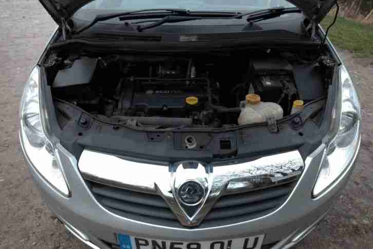 Vauxhall Corsa 1.4 16v Design