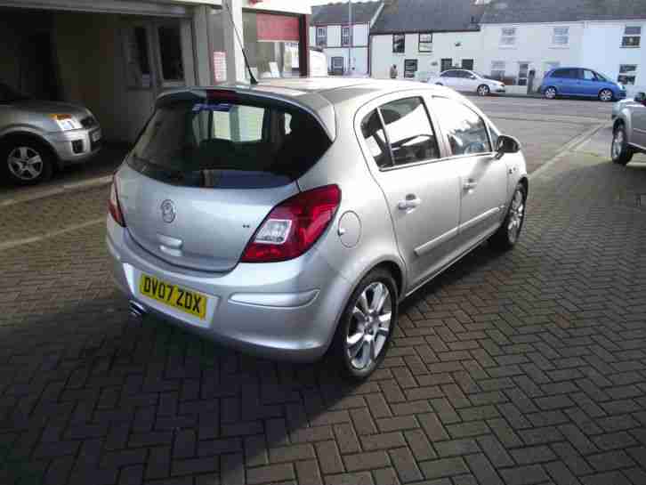 Vauxhall Corsa 1.4i 16v ( a/c ) SXi