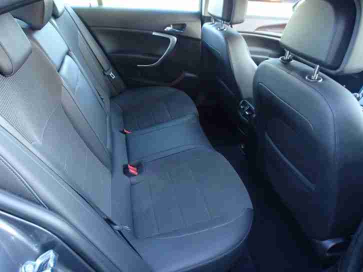 Vauxhall Insignia 2.0CDTi 16v ( 130ps ) SE Diesel Hatchback