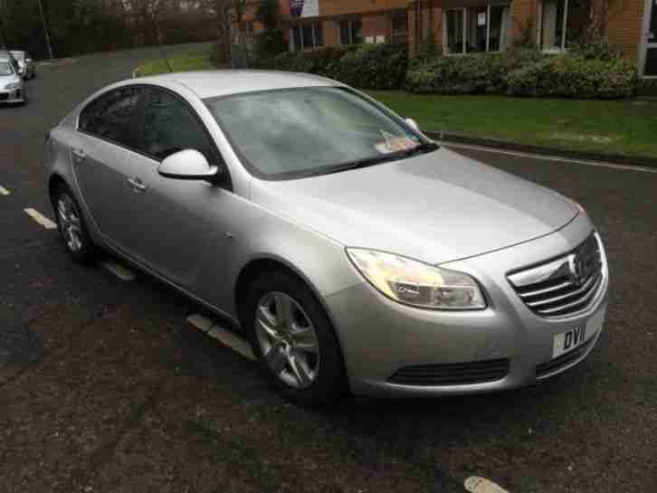 Insignia ES 5dr PETROL MANUAL 2011