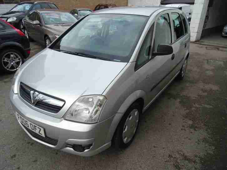 Vauxhall Mariva 1.4 Life 2006 06 Metallic Silver 106000 miles