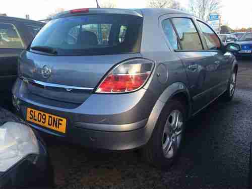 Vauxhall/Opel Astra 1.4i 16v 2009MY Active