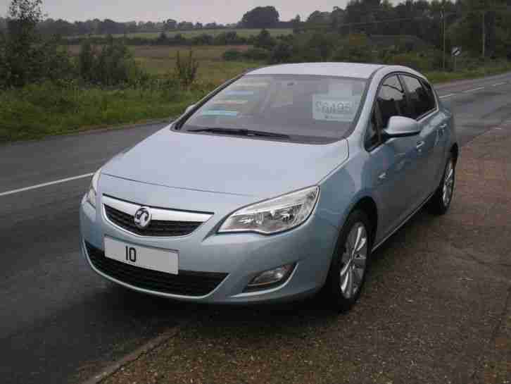 Vauxhall/Opel Astra 1.4i 16v VVT ( 100ps ) 1364cc 2010MY Exclusiv