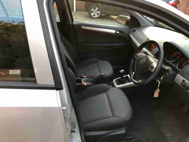 Vauxhall/Opel Astra 1.6 16v 2008 Club- READY TO DRIVE AWAY
