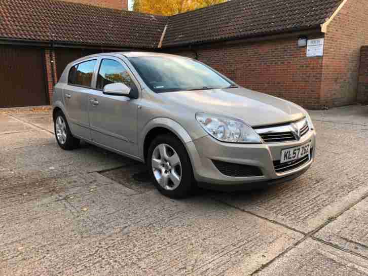 Vauxhall Opel Astra 1.6 16v 2008 Club READY TO DRIVE AWAY