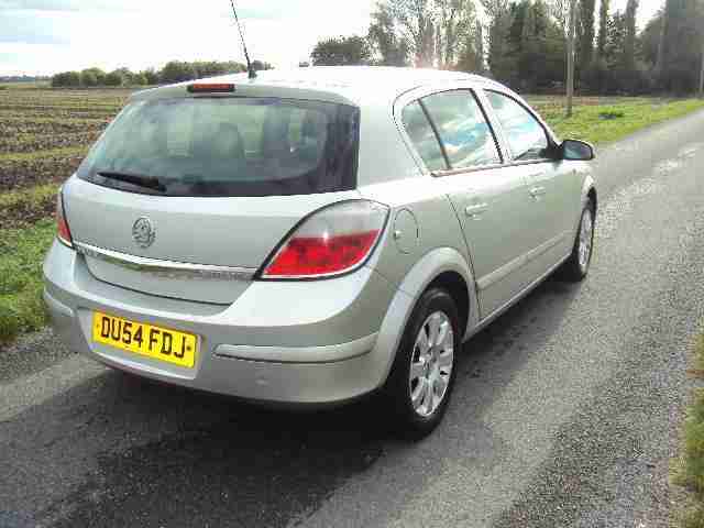 Vauxhall/Opel Astra 1.6i 16v 2004.5MY Club
