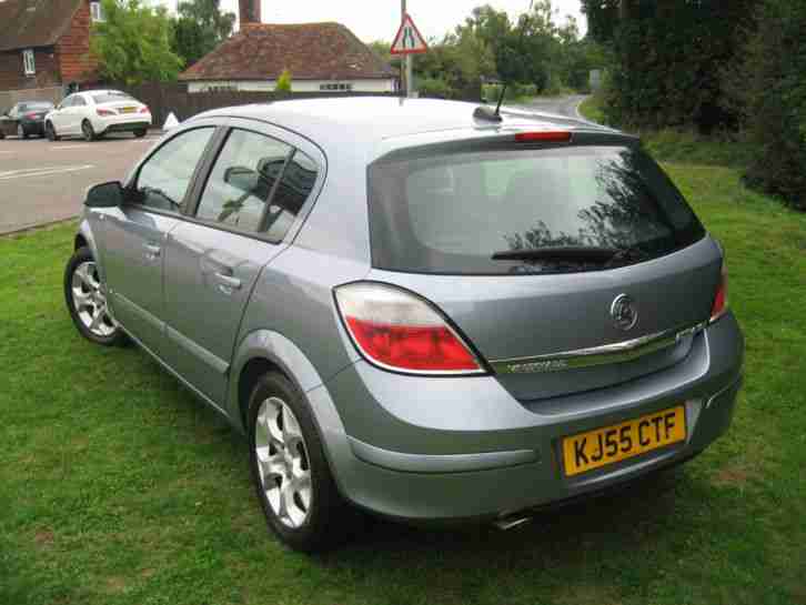 Vauxhall/Opel Astra 1.6i 16v 2005MY SXi Digital