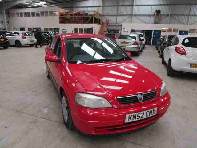 Vauxhall/Opel Astra 1.6i 2002MY Club 5 DOOR PETROL