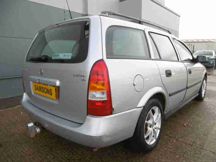 Vauxhall/Opel Astra 1.6i auto 2004MY Club