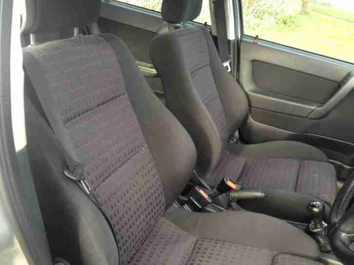 Vauxhall/Opel Astra 1.8i 16v ( a/c ) 2001MY SRi