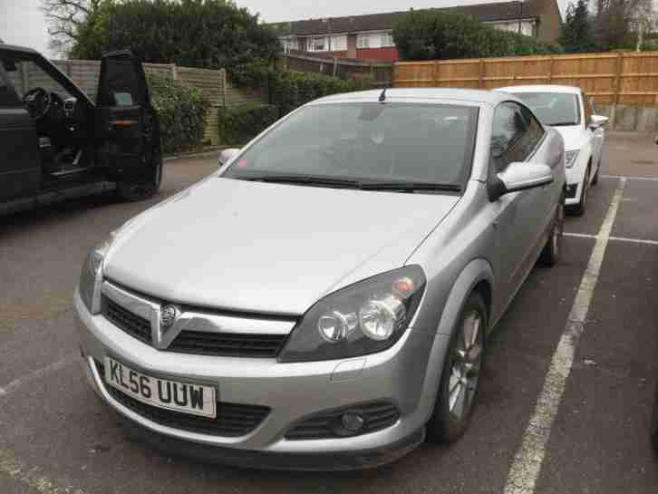 Vauxhall/Opel Astra Twintop coupe convertible 1.9 cdti 150 design