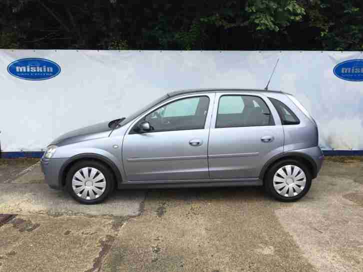 Vauxhall/Opel Corsa 1.4i 16v ( a/c ) Design 5 Door