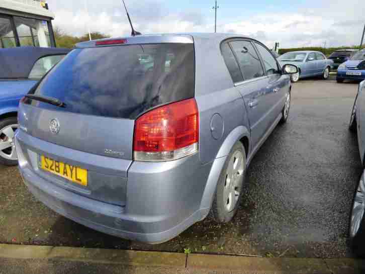 Vauxhall/Opel Signum 2.2i 16v Direct 2006MY Elite
