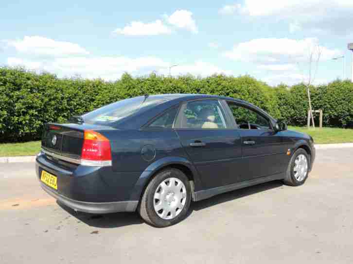 Vauxhall/Opel Vectra 2.2i 16v 2002.5MY LS