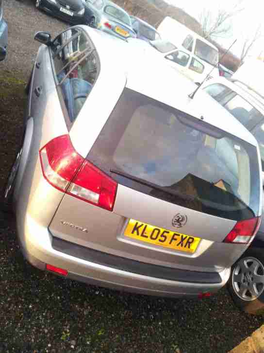 Vauxhall Vectra 1.8i 16v 2005, Good condiion inside & out, Long mot, Drives well