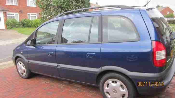 Vauxhall Zafira Navy Blue 1.6 petrol 7 seater