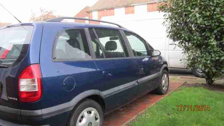 Vauxhall Zafira Navy Blue 1.6 petrol 7 seater