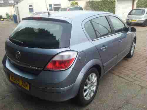 Vauxhall l Astra 5DR 1.8i 16v AUTOMATIC H/LEATHER 2005 Design LONG/MOT V G C