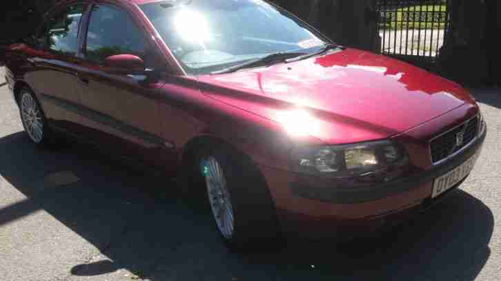 Volvo S60 2.4 T SE 4dr