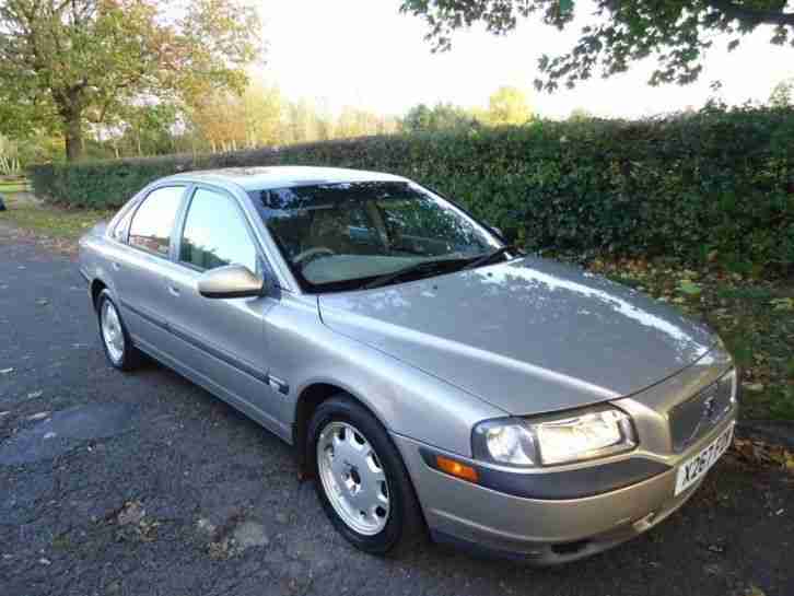 S80 2.4 (140bhp) Saloon 4d 2435cc auto