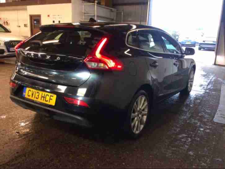 Volvo V40 1.6 D2 ( 115bhp ) ( Nav ) ( s/s ) 2013MY SE Lux