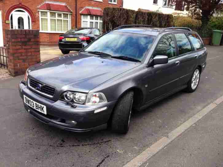 Volvo V40 1.8i ( 122bhp ) 2003MY Sport Lux 112000 miles full service history
