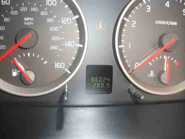 Volvo V50 SE 1.8 2004 with low milage