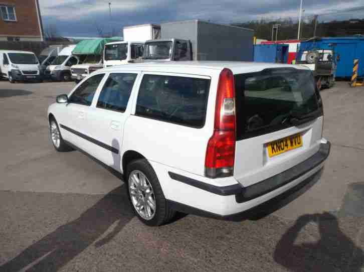 Volvo V70 2.3 T5 SE ESTATE - 2004 04-REG - 4 MONTHS MOT