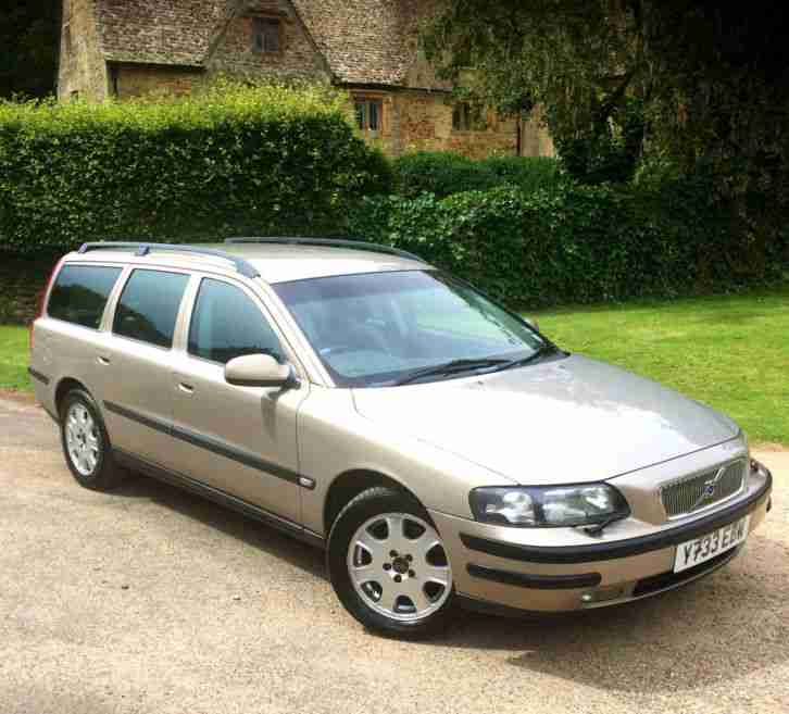 Volvo V70 2.4 2434cc auto 2001MY T ESTATE 7 SEATER - FULL VOLVO HISTORY 2015 MOT