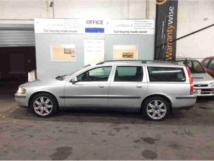 Volvo V70 2.4 D5 SE 5dr LEATHER ++ ALLOYS ++