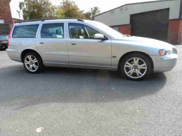 Volvo V70 2.4 D5 SE ESTATE 185BHP 55 PLATE FACE LIFT MODEL ONE OWNER