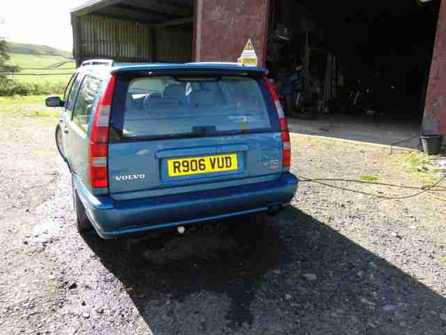 Volvo V70 AWD