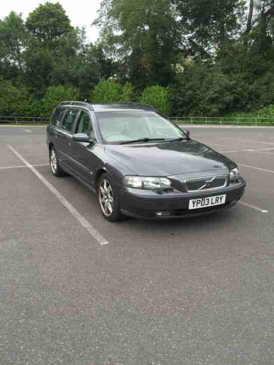 Volvo V70 D5 Diesel Estate - Manual