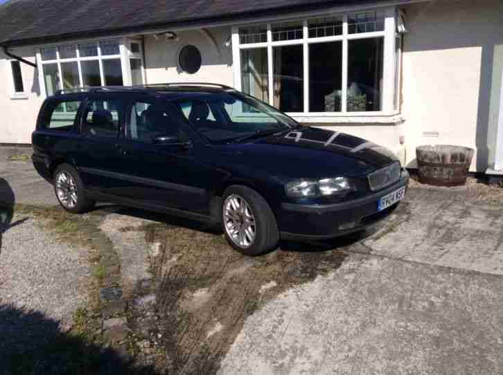 Volvo V70 D5 SE manual, full leather, electric seat, etc