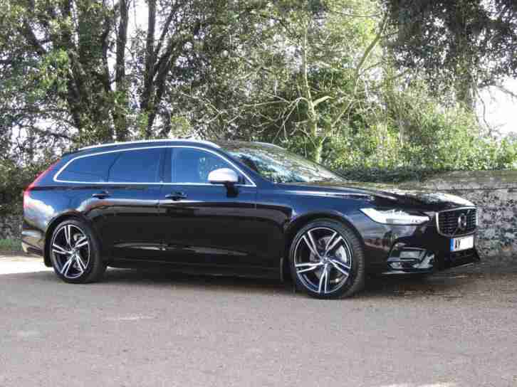 Volvo V90 D5 AWD R-Design Geartronic with Panoramic Sunroof